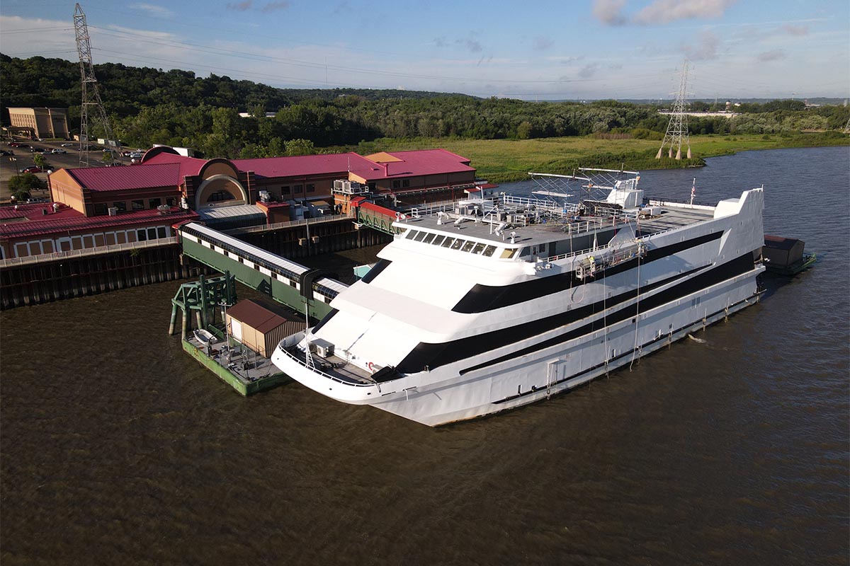 Par-A-Dice Casino Riverboat, Peoria, IL, Exterior Riverboat Coating